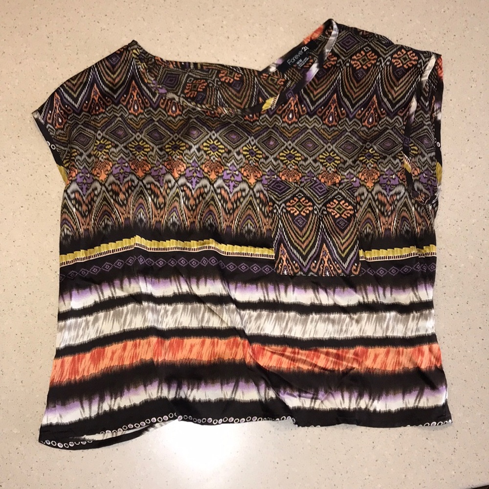 Short sleeve top